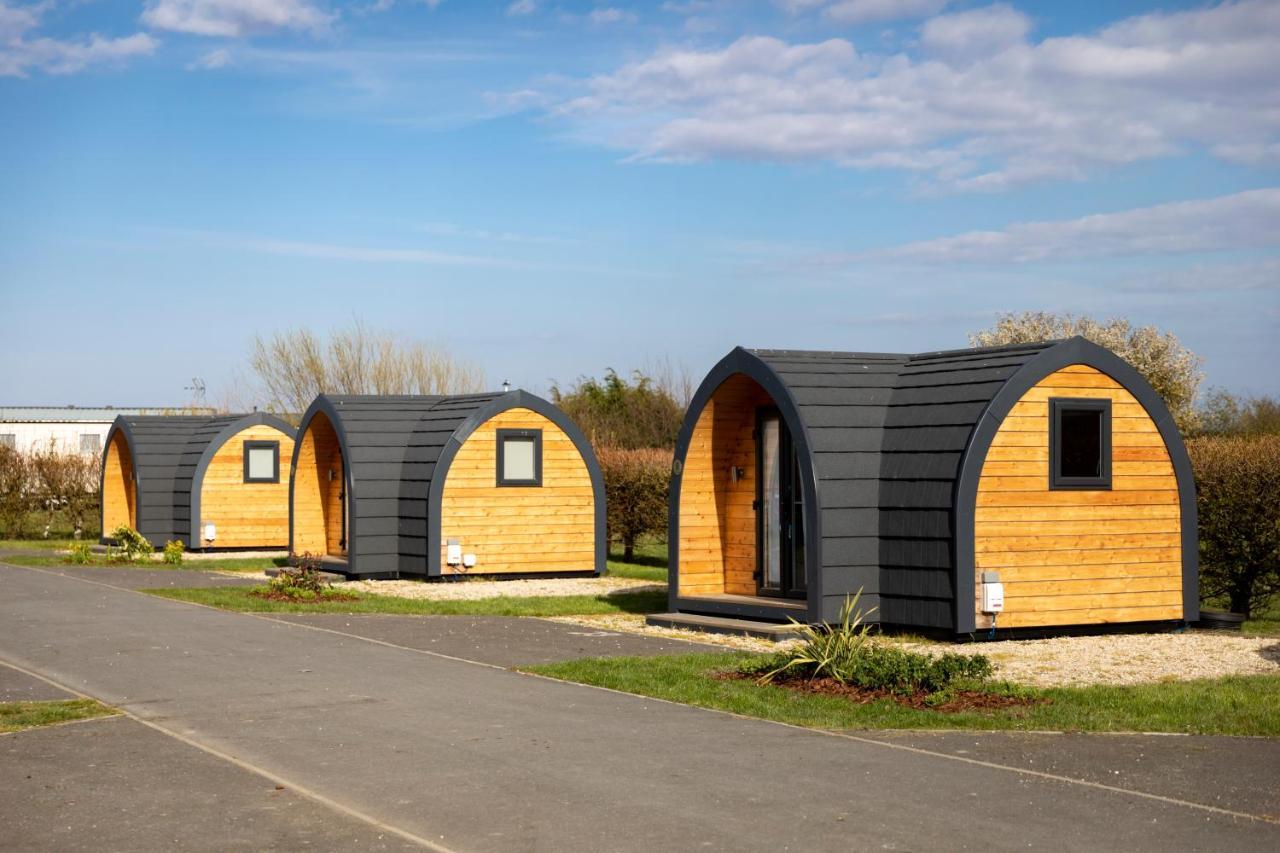 Camping Pods Hedley Wood Holiday Park Bridgerule Extérieur photo